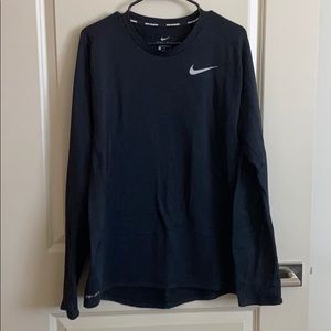 Nike men’s long sleeve